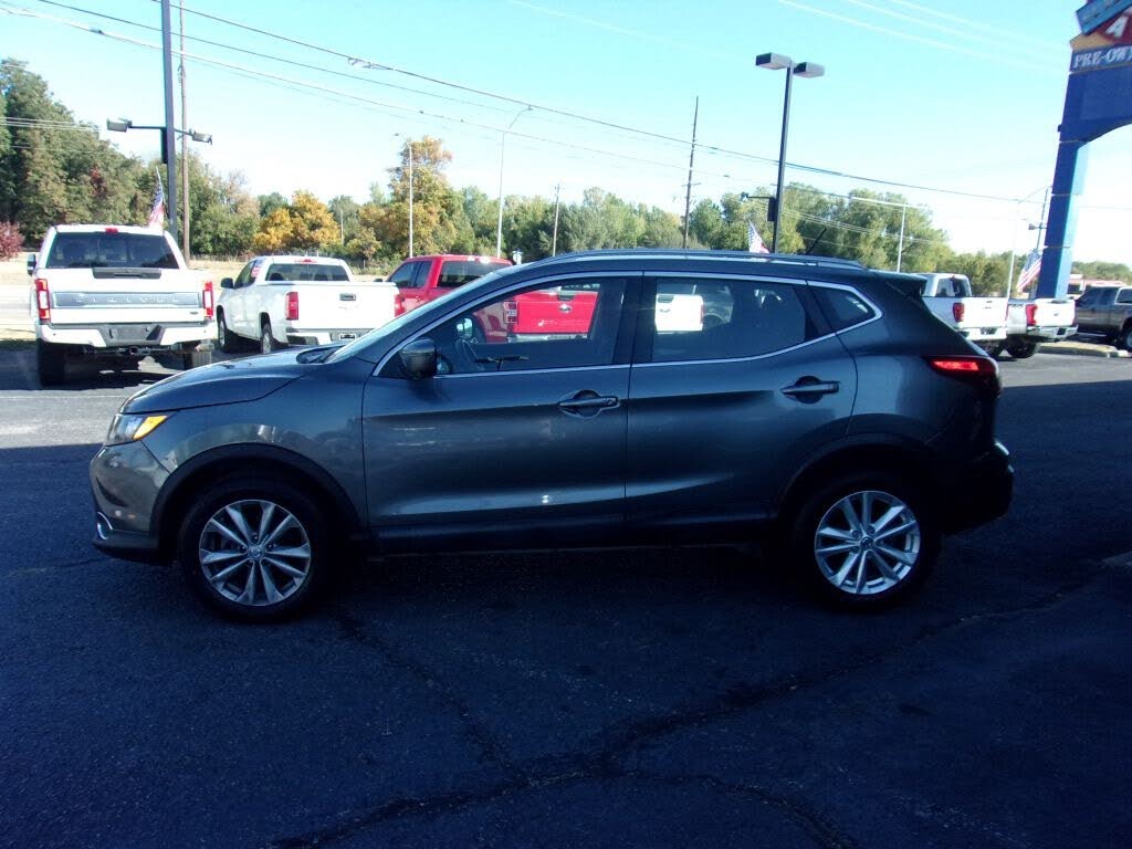 2018 Nissan Rogue Sport SV