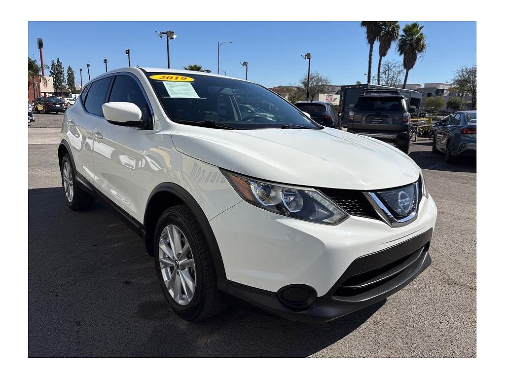 2019 Nissan Rogue Sport SV