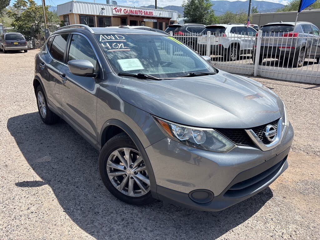 2017 Nissan Rogue Sport SV
