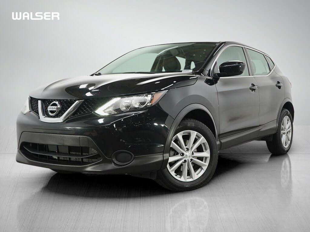 2017 Nissan Rogue Sport SV