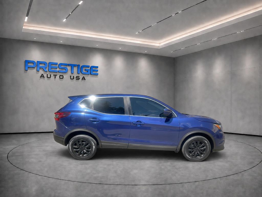 2020 Nissan Rogue Sport SL