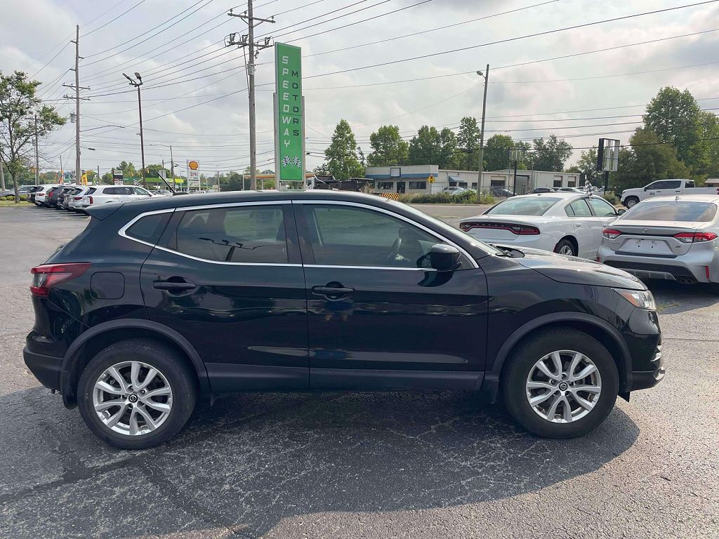 2020 Nissan Rogue Sport SL
