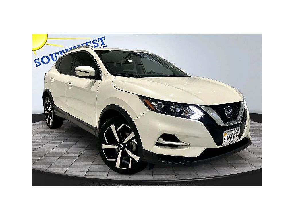 2022 Nissan Rogue Sport SL