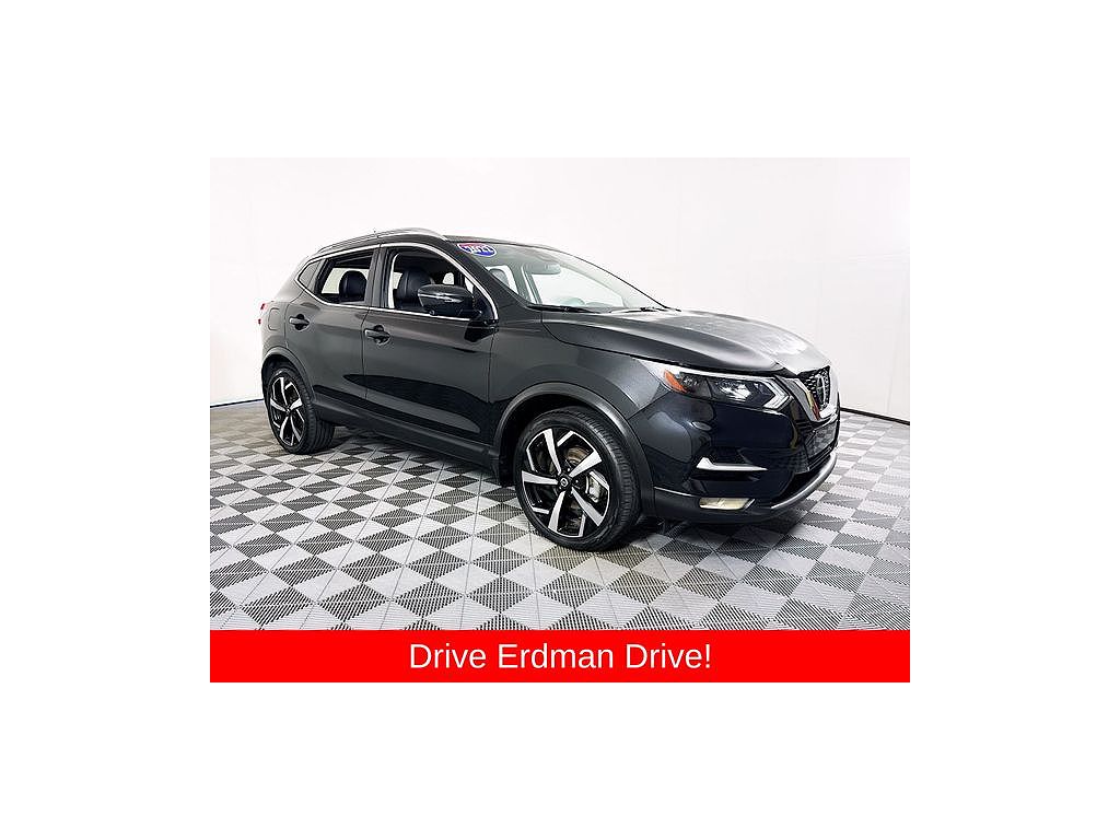 2022 Nissan Rogue Sport SL