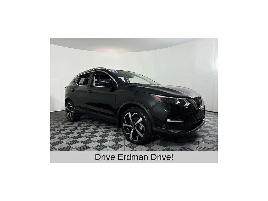 2022 Nissan Rogue Sport SL