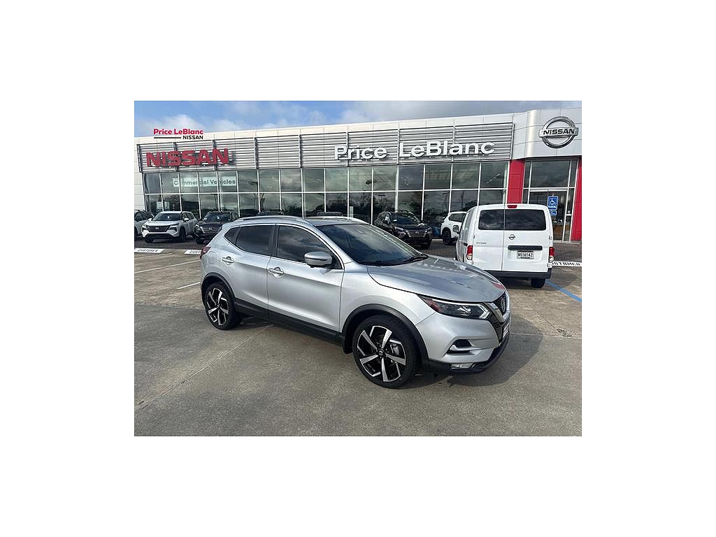 2022 Nissan Rogue Sport SL