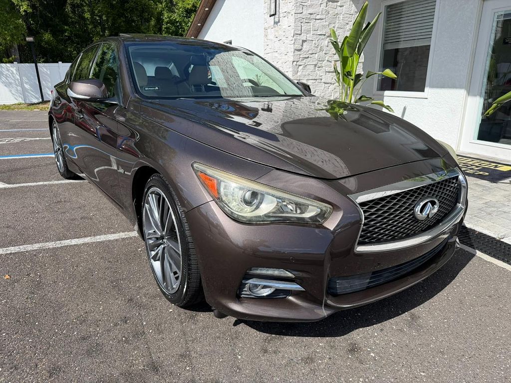 2014 Infiniti Q50 Premium