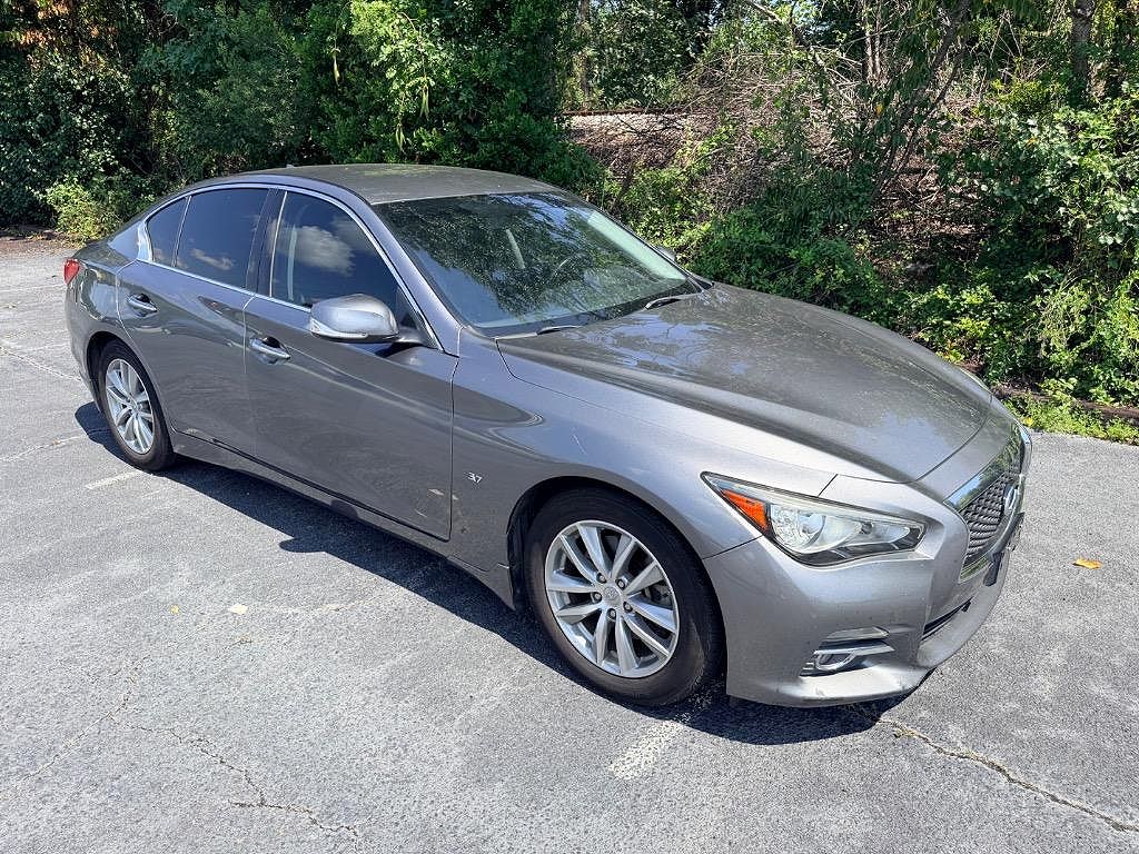 2015 Infiniti Q50