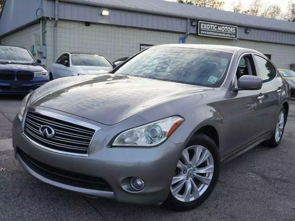 2011 Infiniti M37