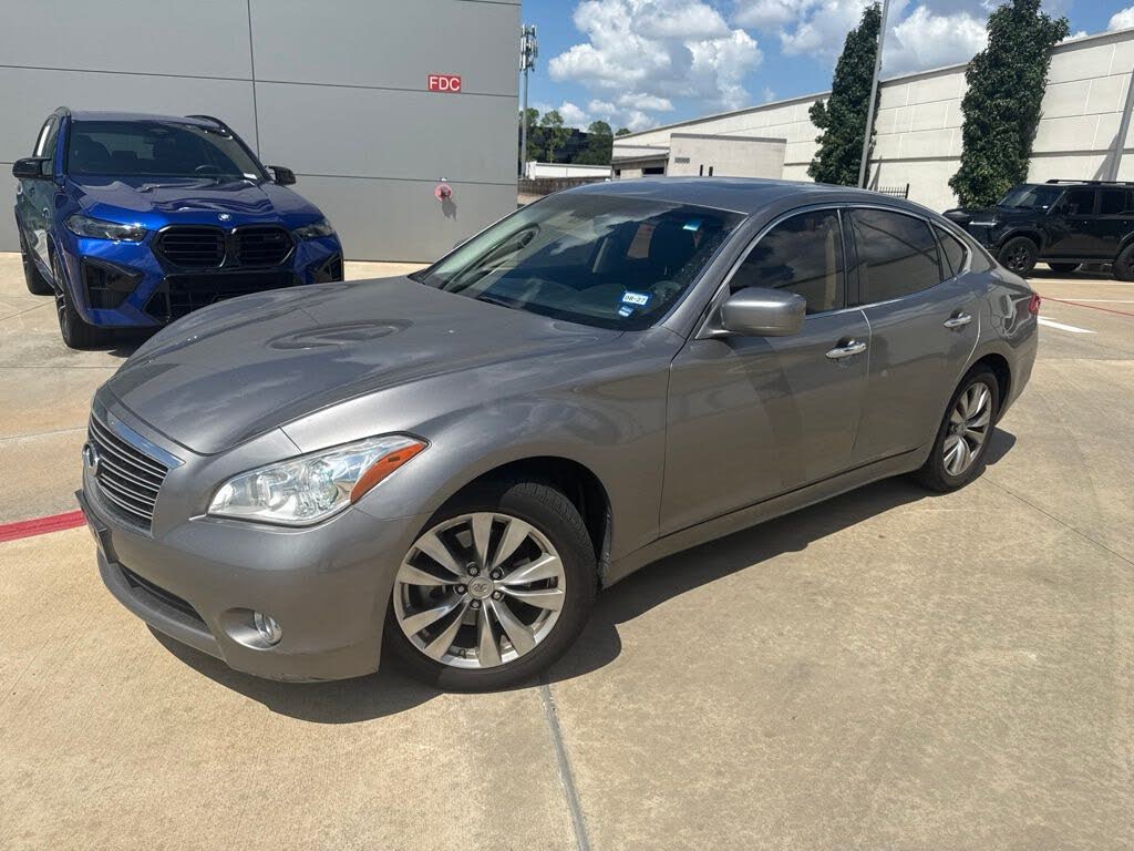 2013 Infiniti M M37