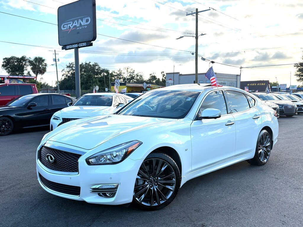2018 Infiniti Q70 3.7 LUXE