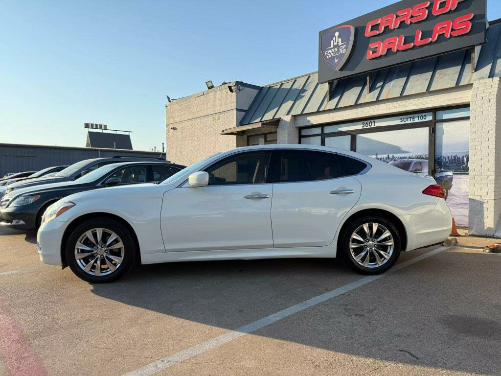 2012 INFINITI M37 3.7