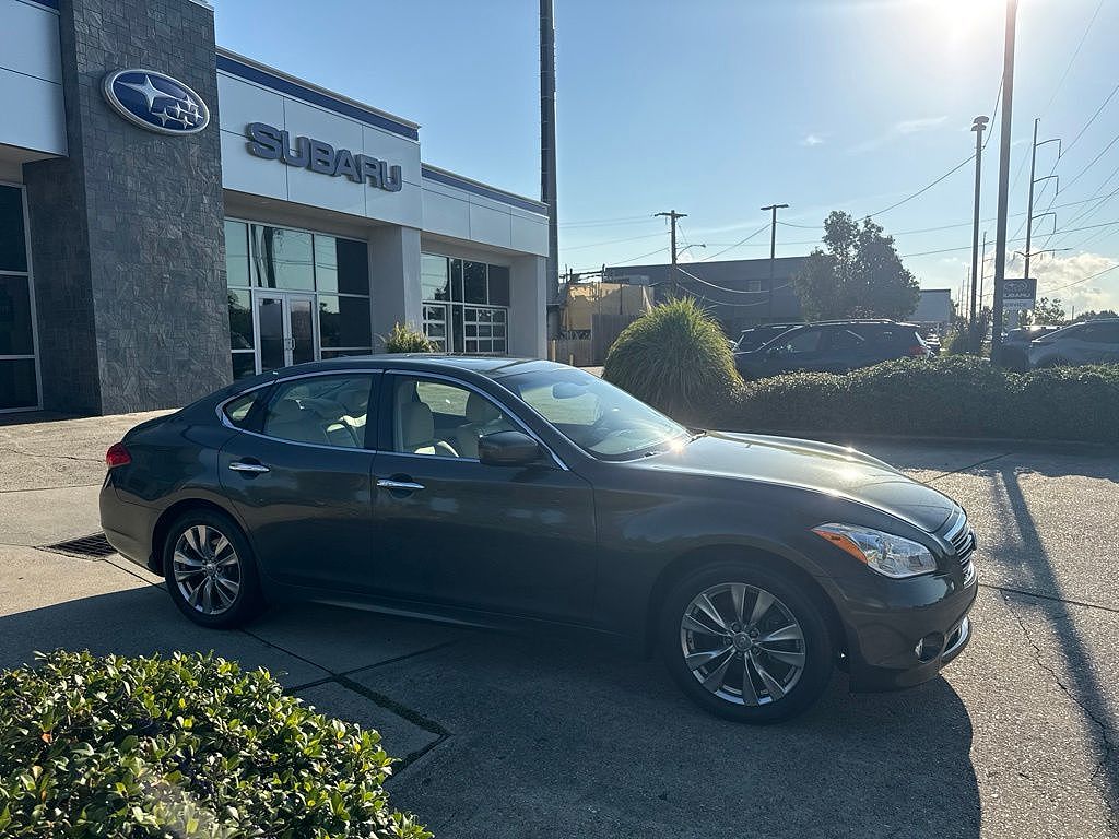 2013 INFINITI M37 M37