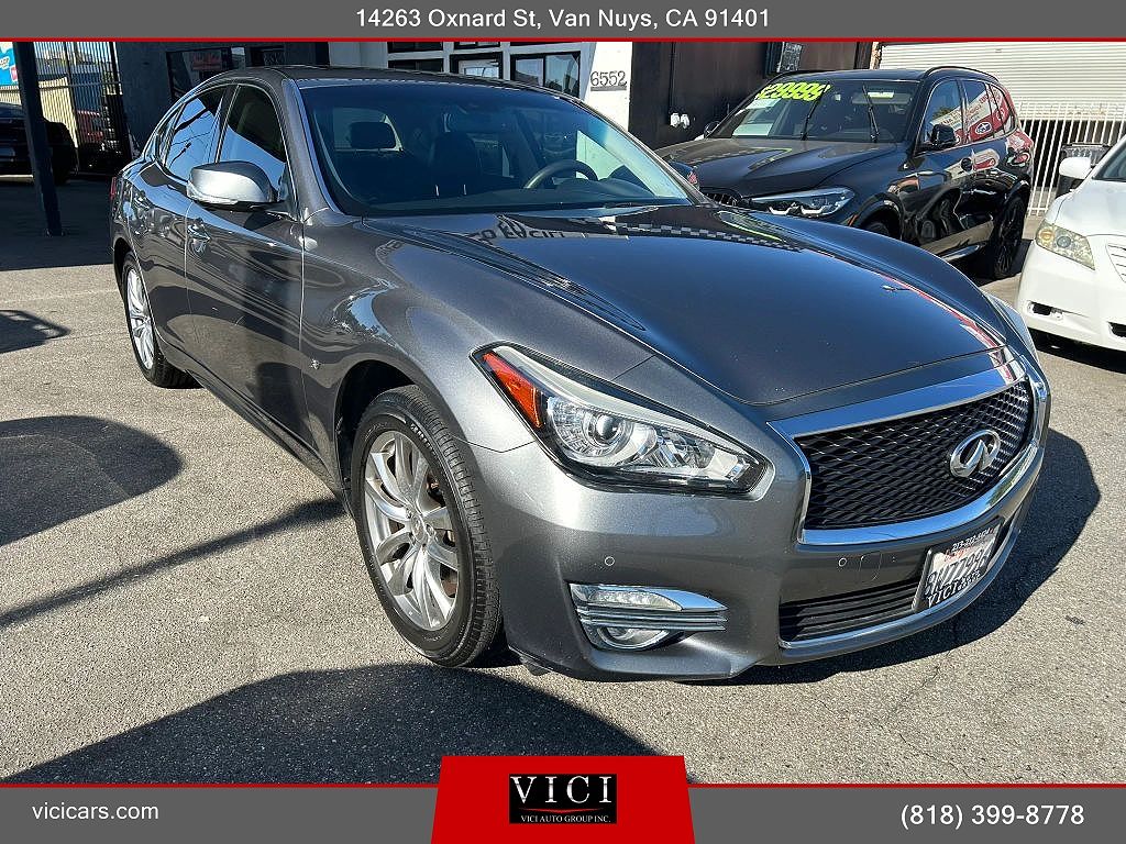 2015 Infiniti Q70