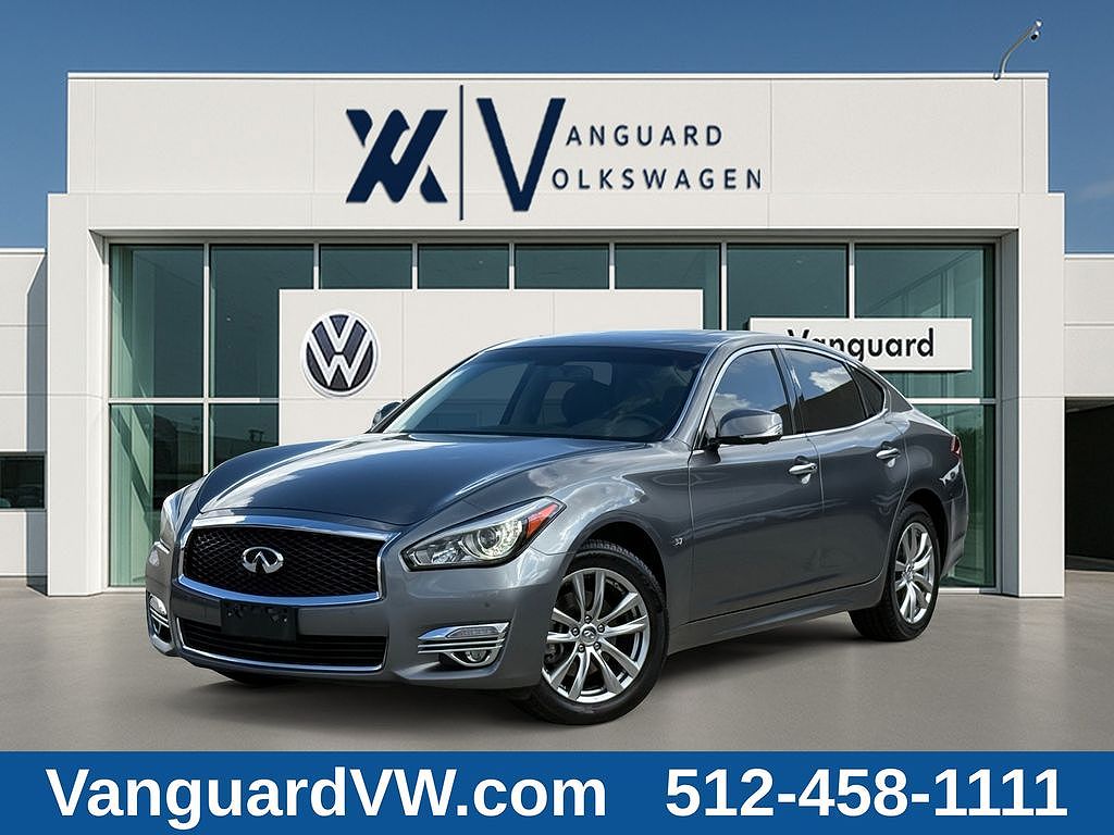 2018 INFINITI Q70 3.7X
