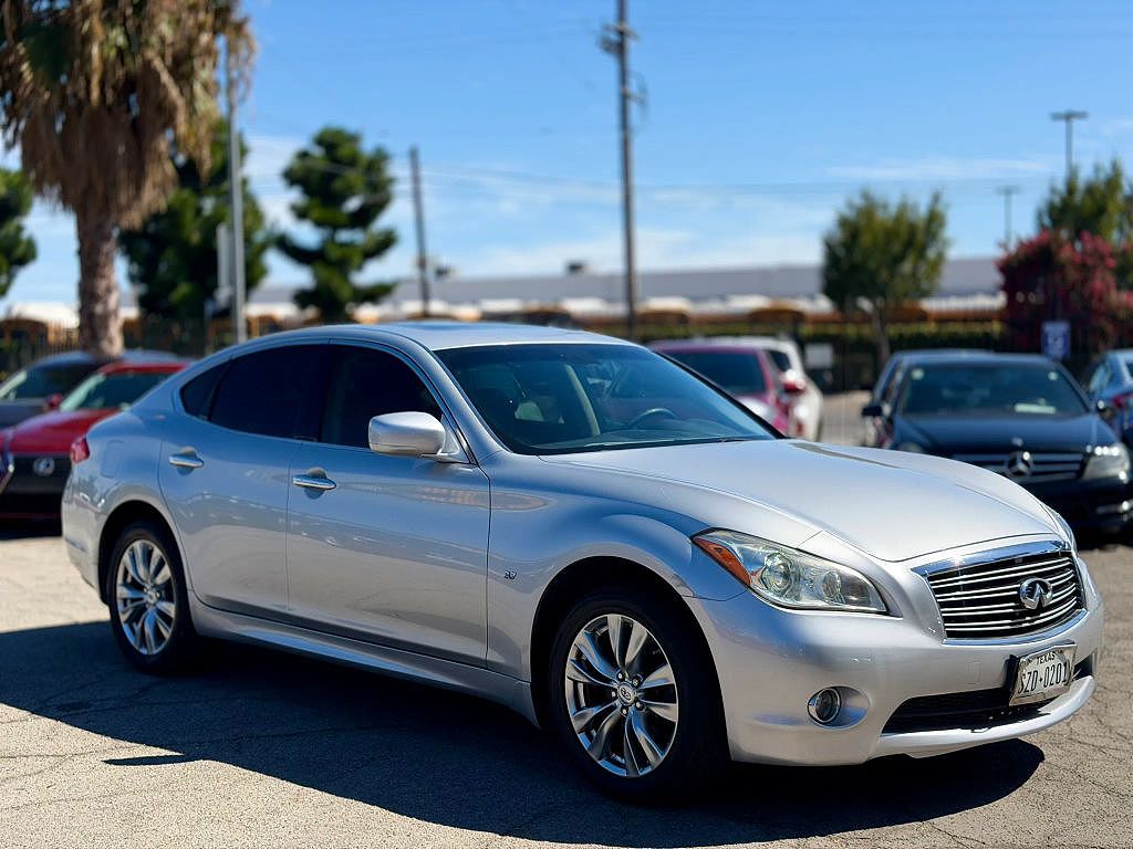 2014 Infiniti Q70