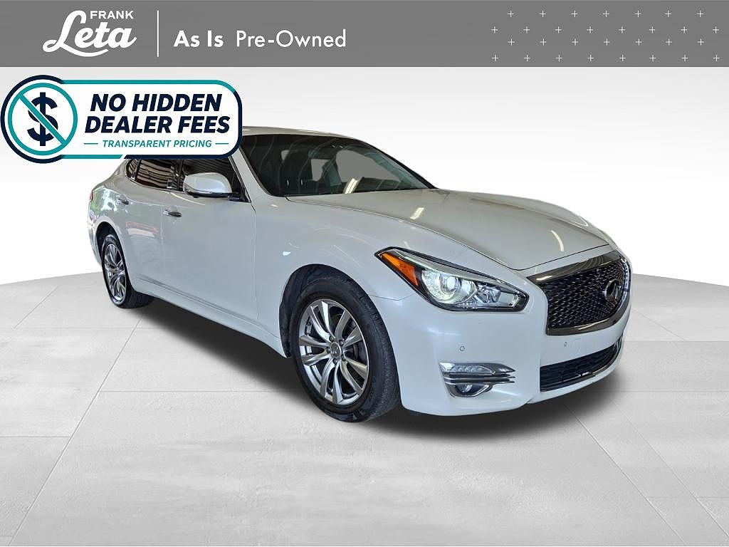2018 Infiniti Q70 3.7 LUXE