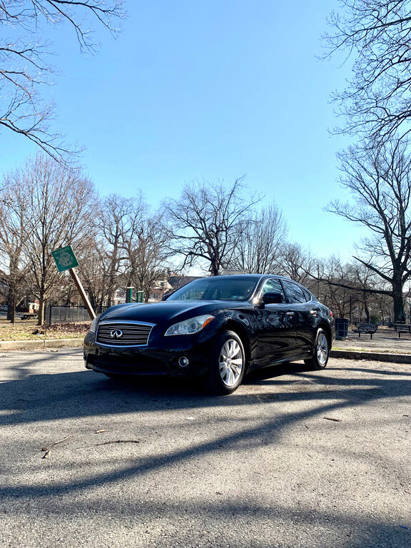 2011 Infiniti M37 x