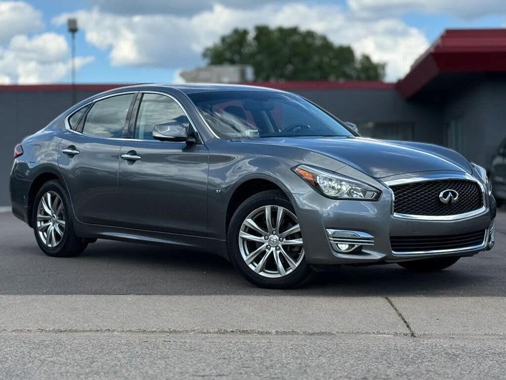 2018 Infiniti Q70 3.7 LUXE