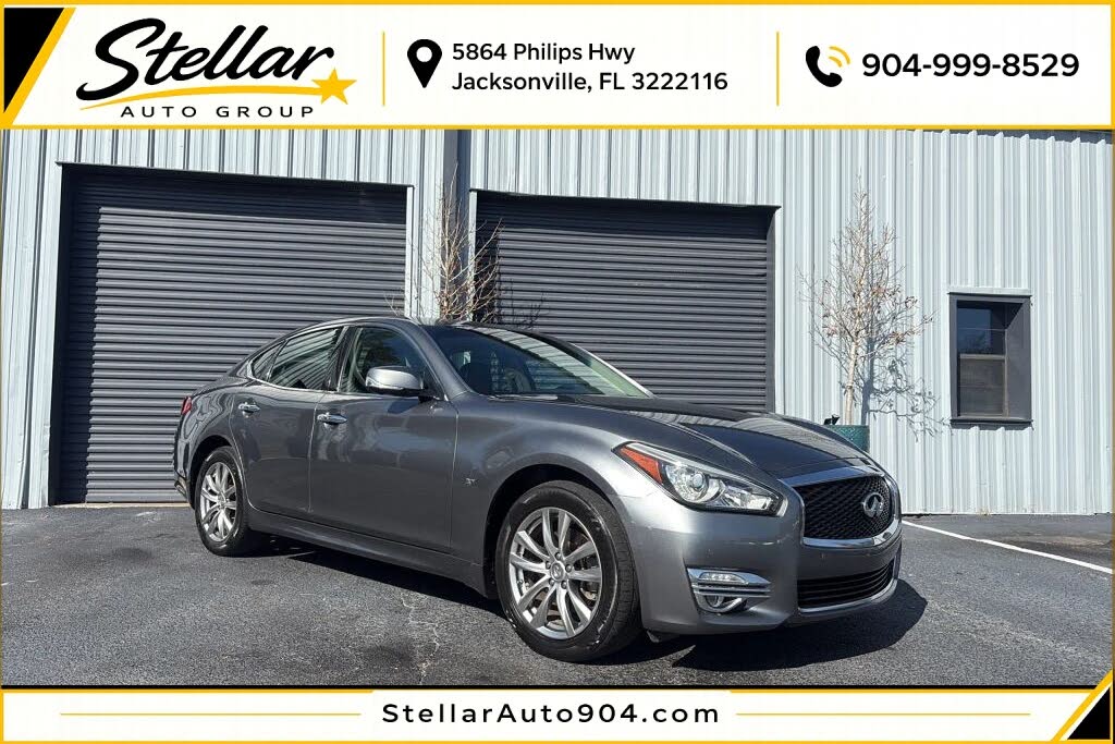2016 Infiniti Q70
