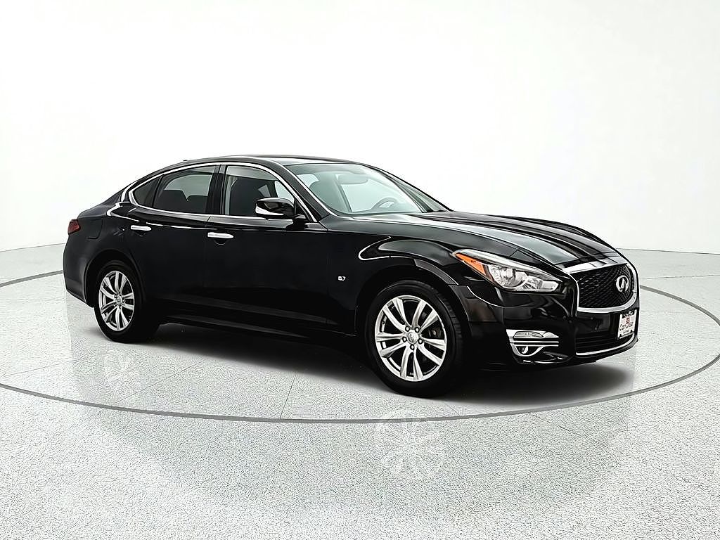 2018 INFINITI Q70 3.7X