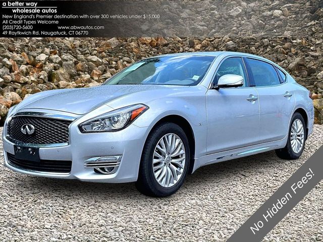 2015 Infiniti Q70 L