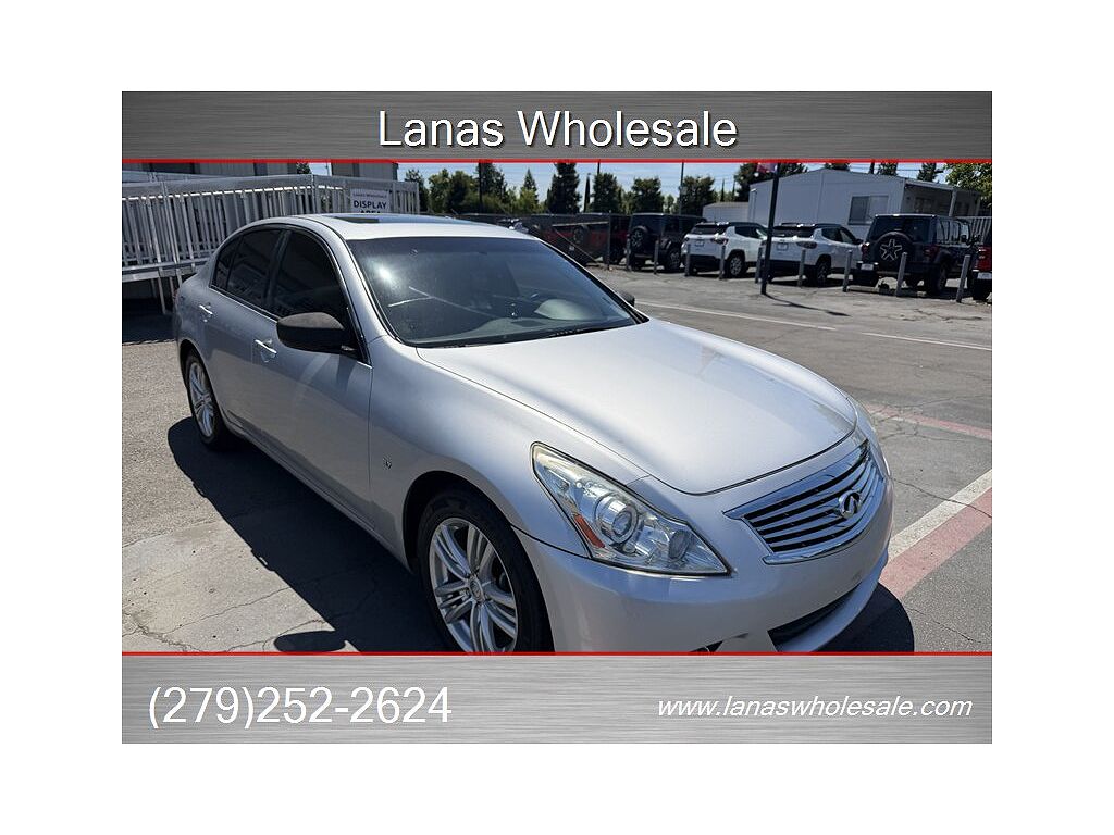2015 Infiniti Q40