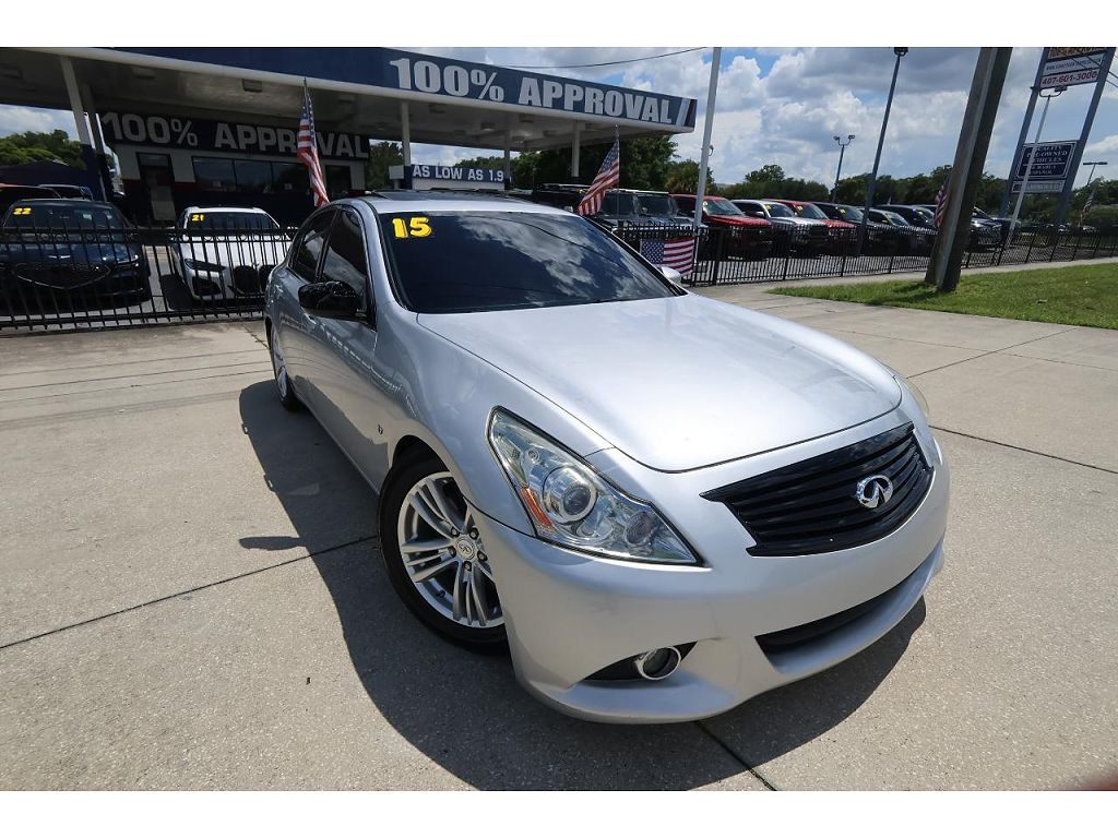 2015 Infiniti Q40 4dr Sdn RWD