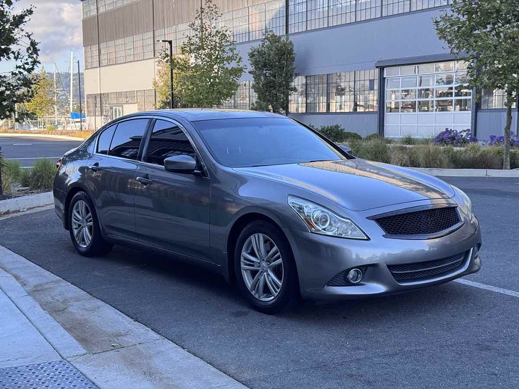 2013 INFINITI G37 Sedan Journey
