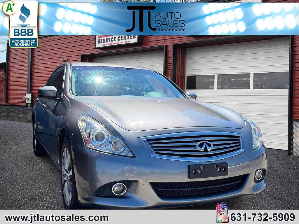 2013 INFINITI G37 Sedan 4dr x AWD