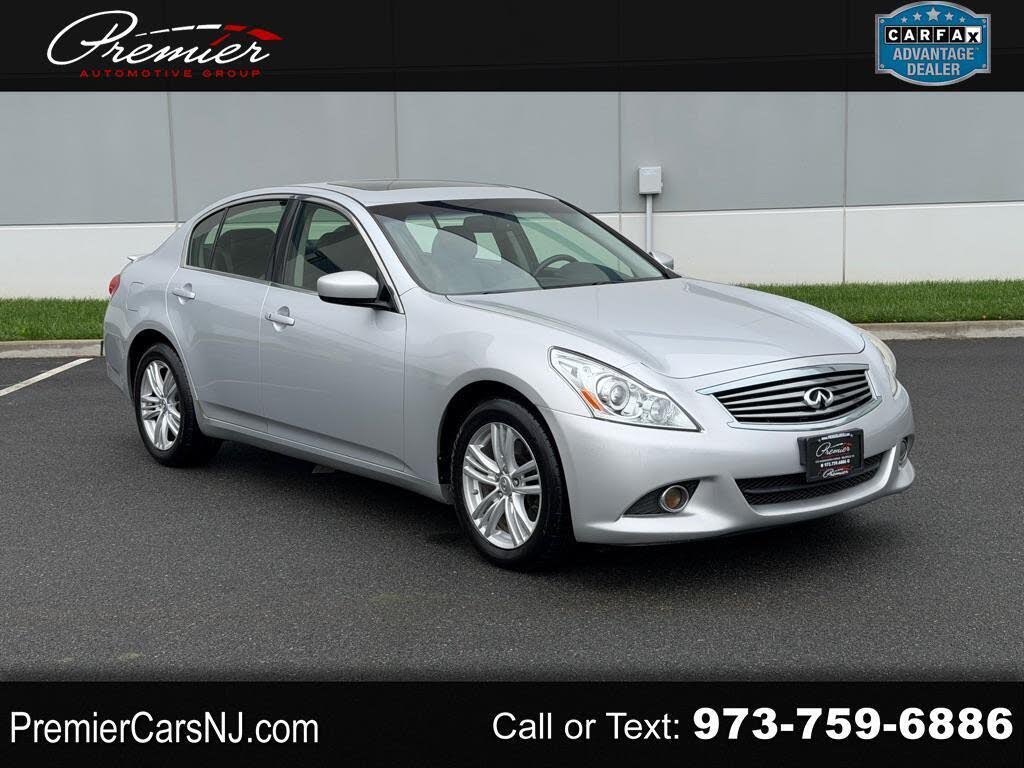 2015 Infiniti Q40
