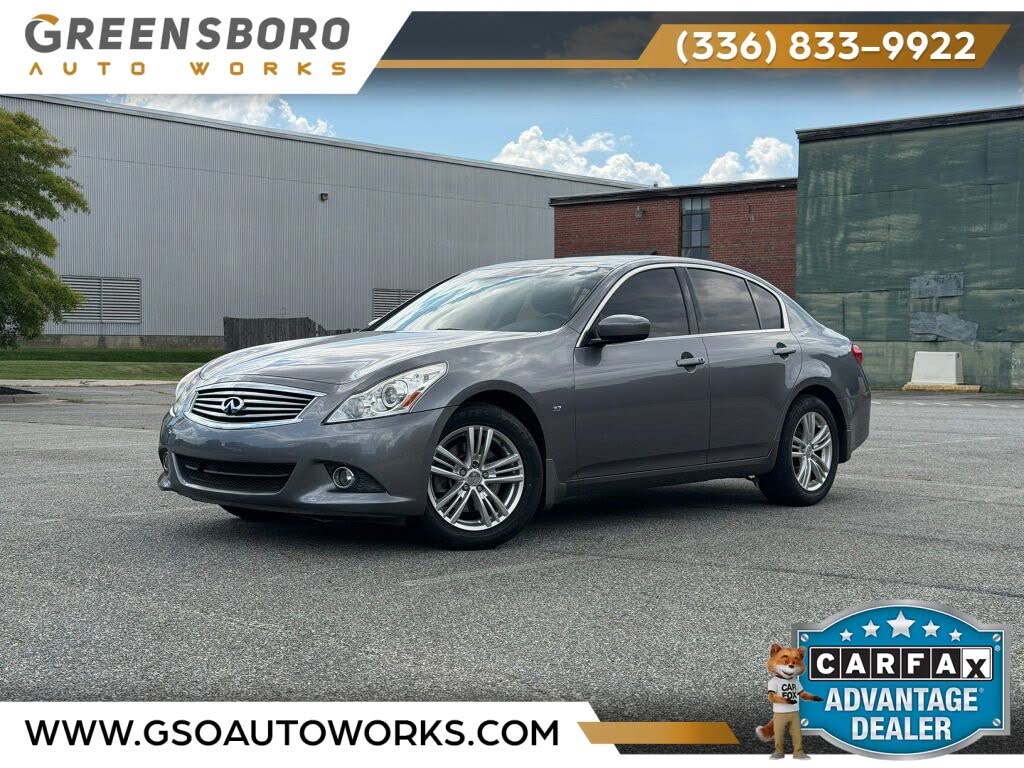 2015 Infiniti Q40