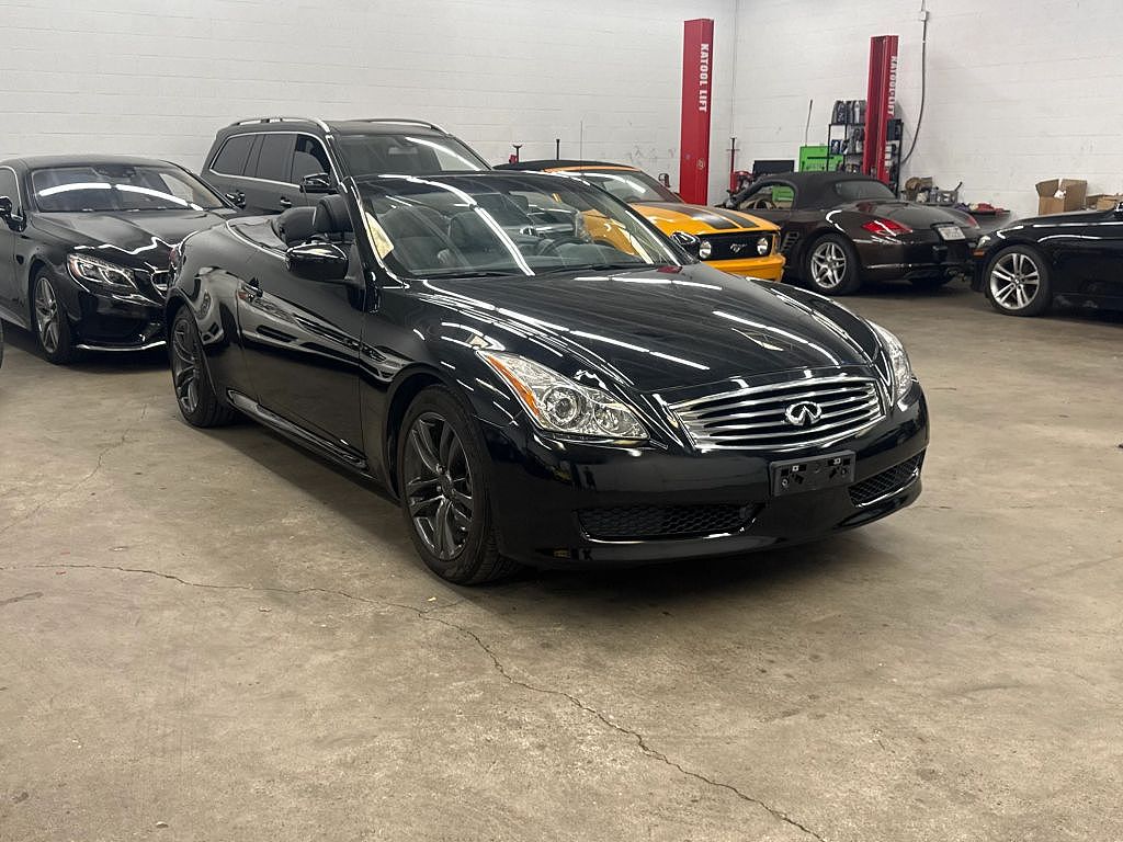 2010 Infiniti G37