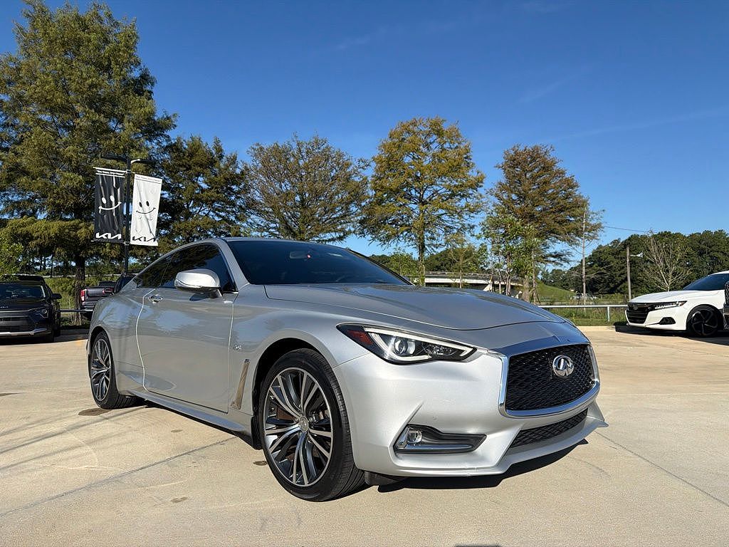 2017 Infiniti Q60 2.0t