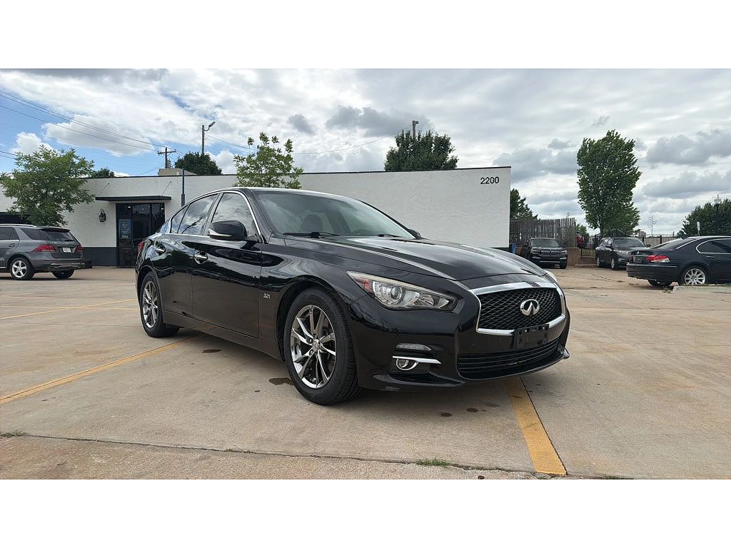 2017 Infiniti Q50 Sport