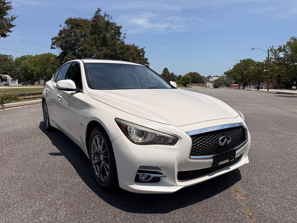 2017 Infiniti Q50 Sport
