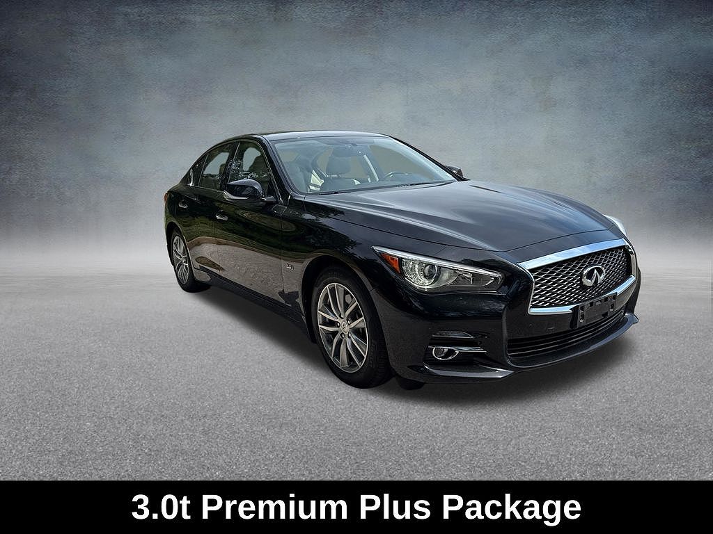 2017 Infiniti Q50 Sport
