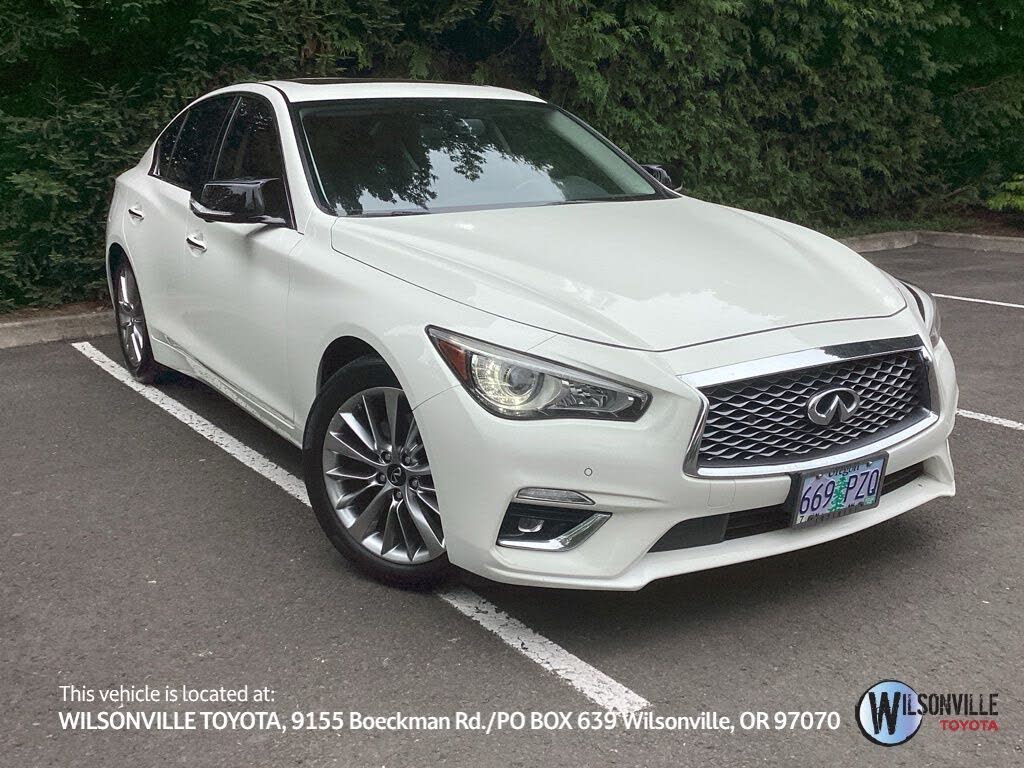 2021 Infiniti Q50 LUXE