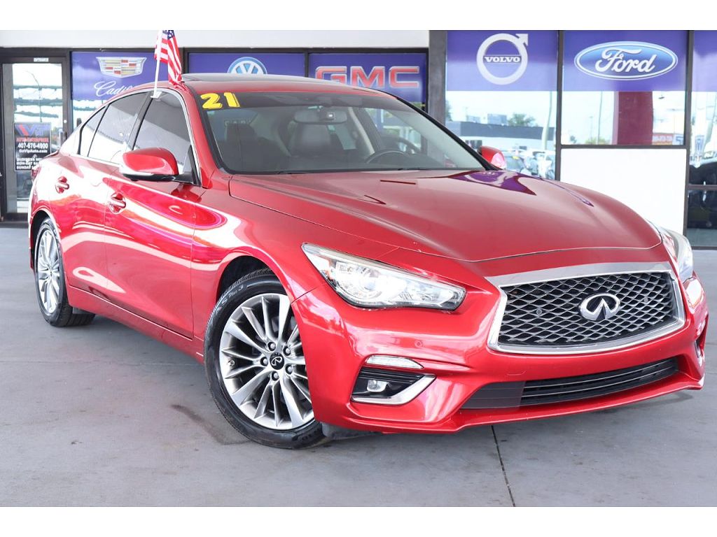 2021 Infiniti Q50 LUXE