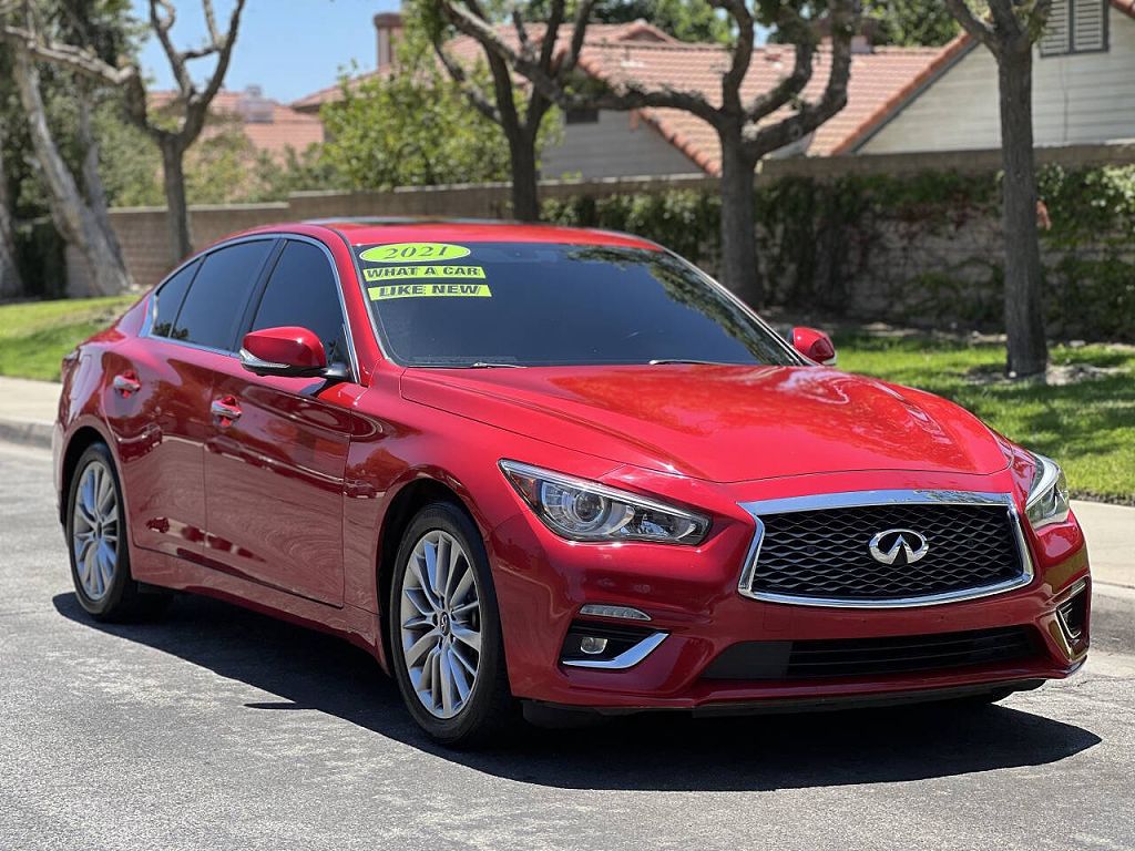2021 Infiniti Q50 LUXE