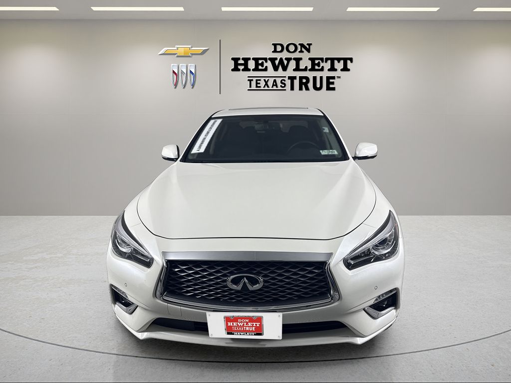 2023 Infiniti Q50 LUXE