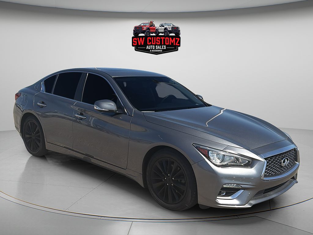 2022 INFINITI Q50 LUXE