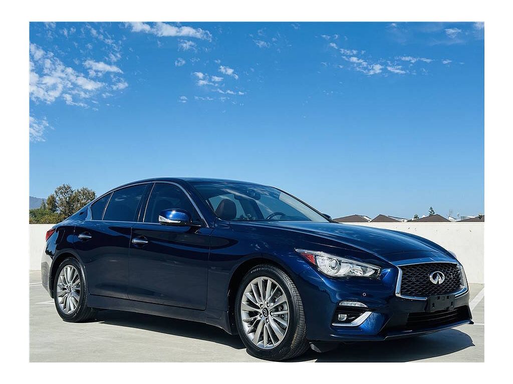 2024 Infiniti Q50 LUXE