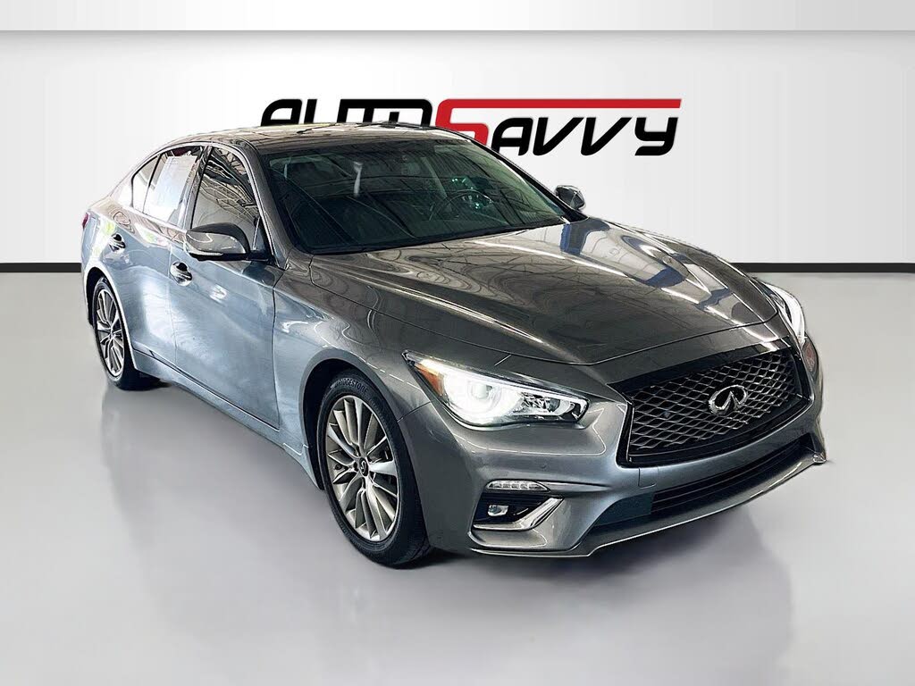 2023 Infiniti Q50 LUXE