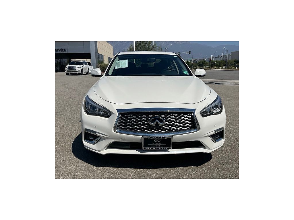 2023 Infiniti Q50 LUXE