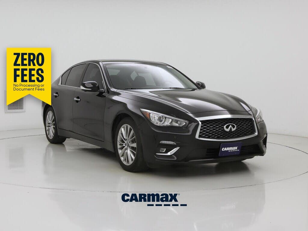 2023 Infiniti Q50 LUXE