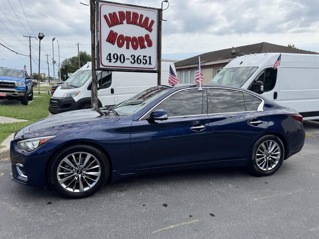2021 Infiniti Q50 LUXE