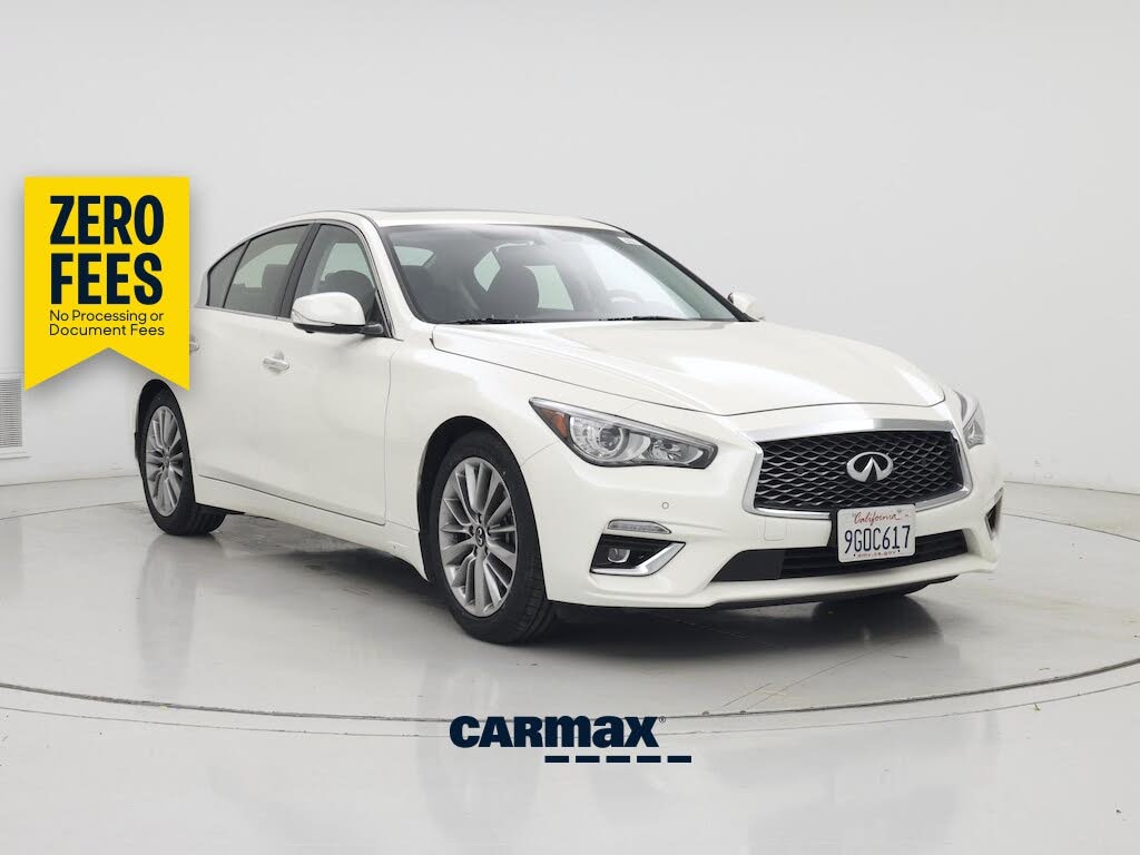 2023 Infiniti Q50 LUXE