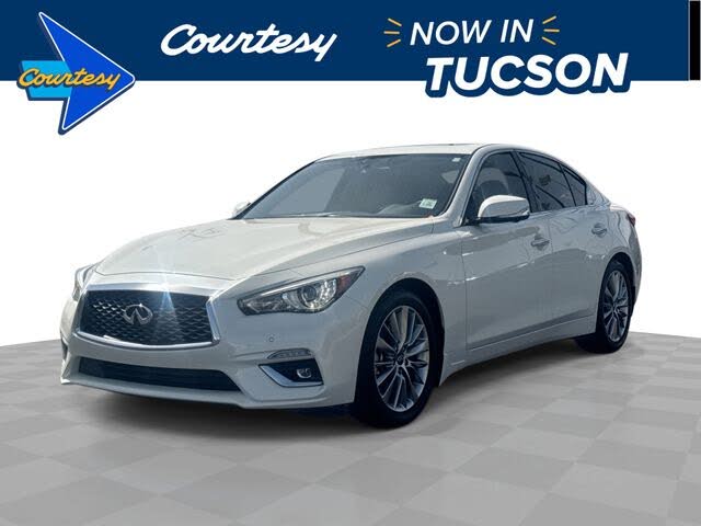 2023 Infiniti Q50 LUXE