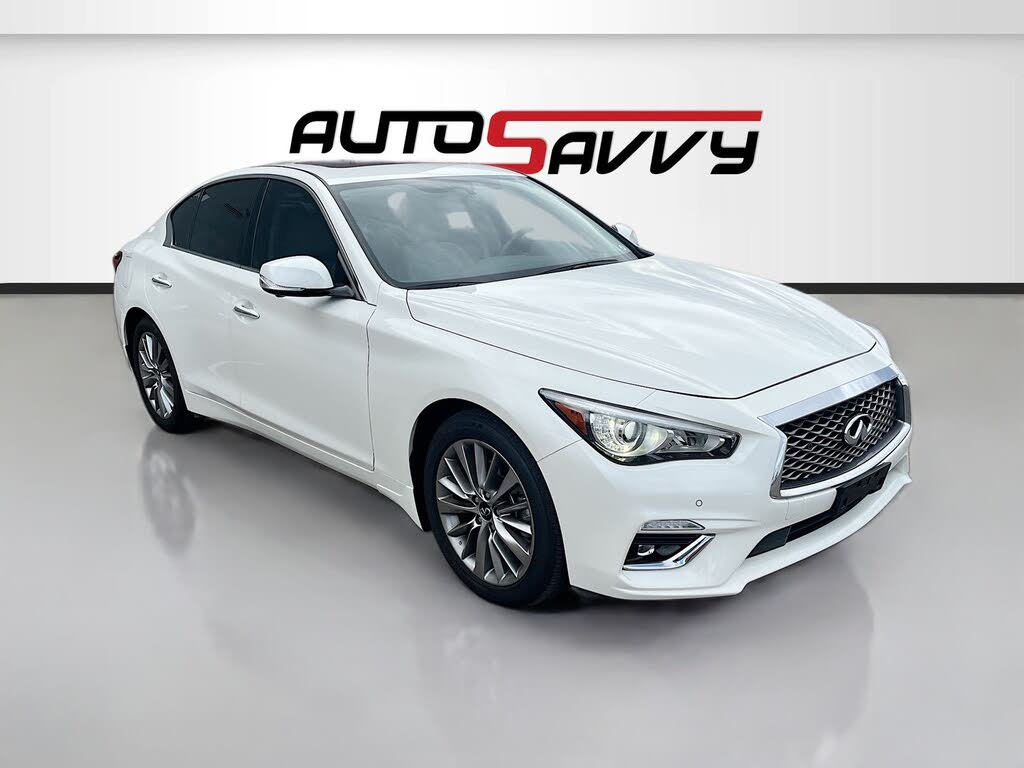 2024 Infiniti Q50 LUXE